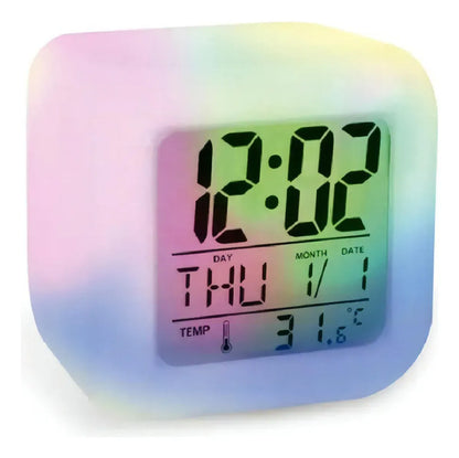 Despertador LED RetroGlow con Iluminación 7 Colores - Tiendas La Gran Latina