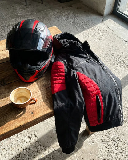 Chaqueta Biker RED — Presencia que Impone